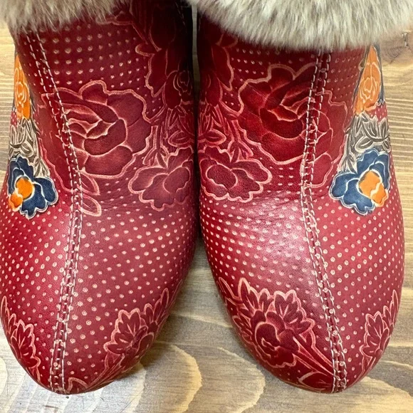 L’Artiste Chic Red Floral Fur-Lined Mules (NWOT) - Picture 4 of 5